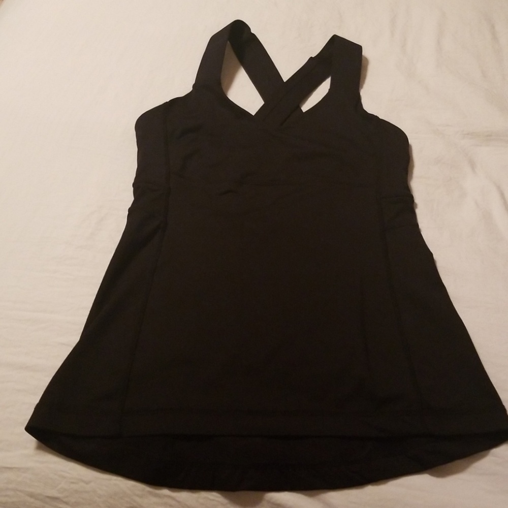 Black workout top